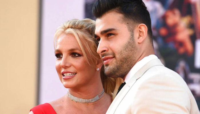 Britney Spears in search of venues for wedding with Sam Asghari