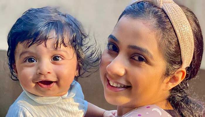 Shreya Ghoshal delights fans with sweet photos of son Devyaan