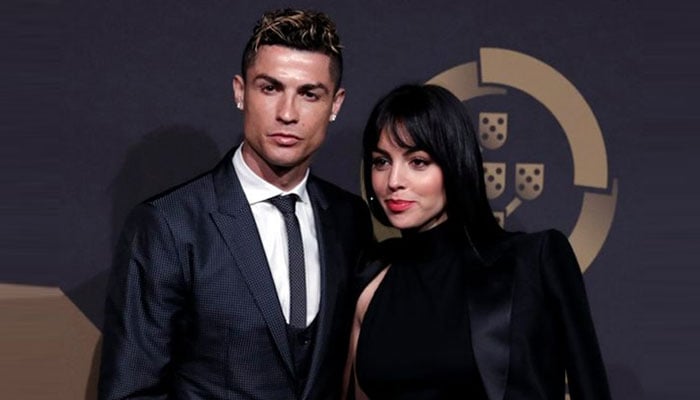 Cristiano Ronaldos girlfriend Georgina Rodriguez decorates home for Christmas