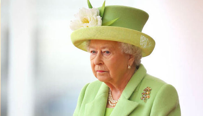 Queen’s personal guard breaks silence over true reason for hospitalization