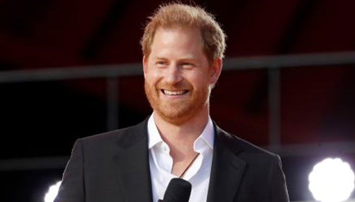 Prince Harry’s chances of jumping succession line erupts tensions among fans