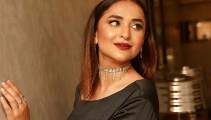 Yumna Zaidi exudes elegance in latest shoot for a clothing brand, see
