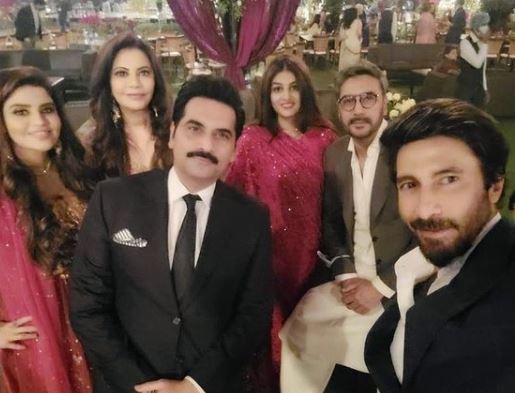 Photos: Celebrities spotted at wedding of Mir Shakil-ur-Rahmans daughter in Karachi