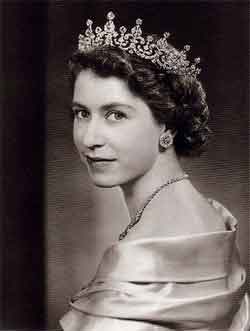 Wife of former French president shares edited photo of Queen Elizabeth