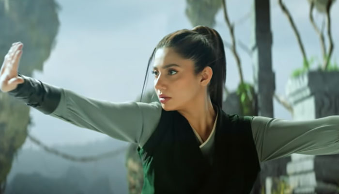 Mahira Khan reminds of Mulan with Peshawar Zalmi PSL 7 anthem