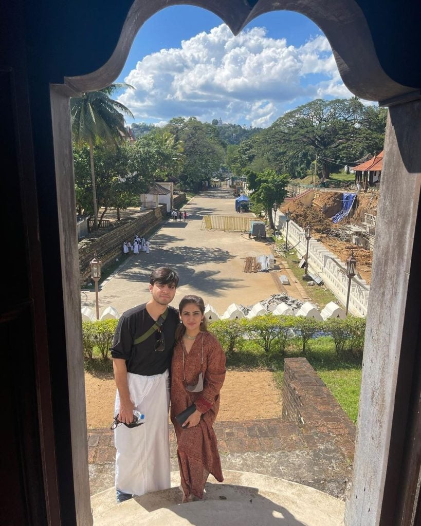 Hiba Bukhari, Arez Ahmed opt for unusual honeymoon outfits in Srilanka