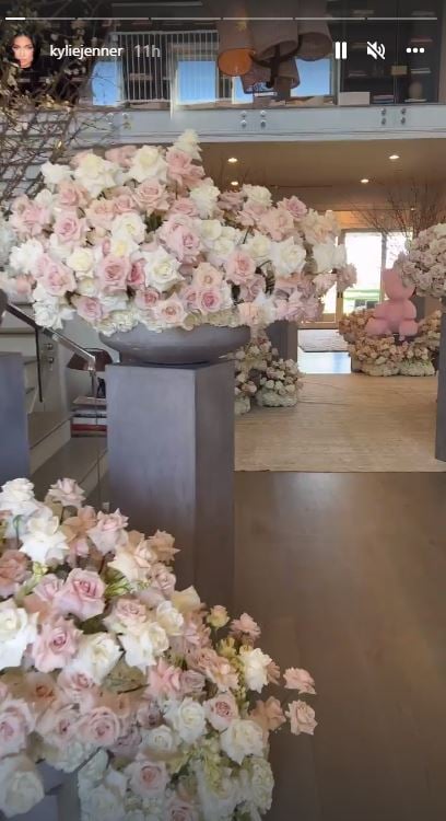 Travis Scott showers Kylie Jenner with flowers on Valentines Day