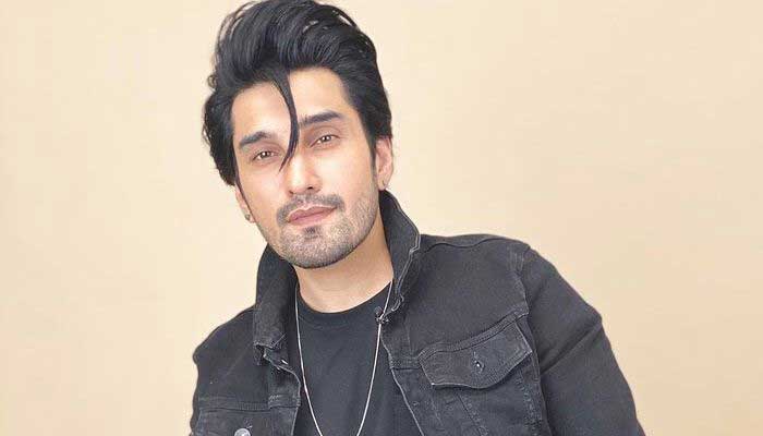 Uzair Jaswal breaks music hiatus with new album Lovestruck