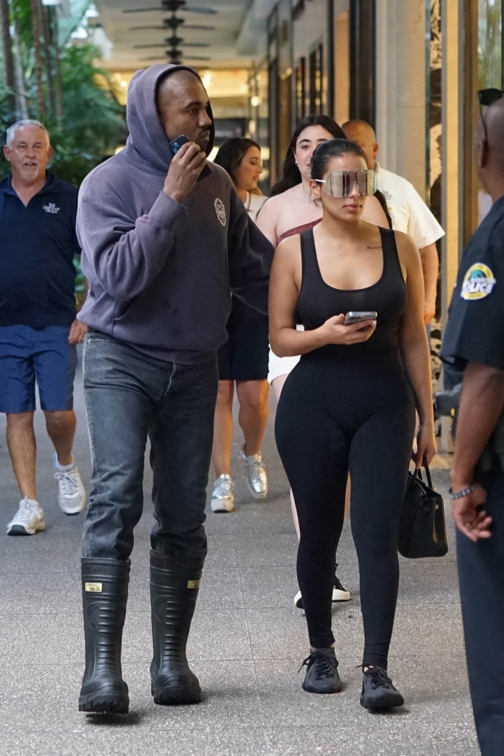 Kanye West hangs out with Kim Kardashian doppelganger Chaney Jones amid messy divorce