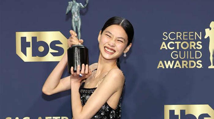Squid Game Star Jung Ho-yeon Cried Delivering Her Touching SAG Awards  Acceptance Speech