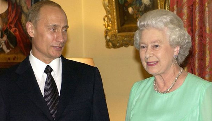 Queen Elizabeth took a swipe at 14-minute late Putin during UK visit