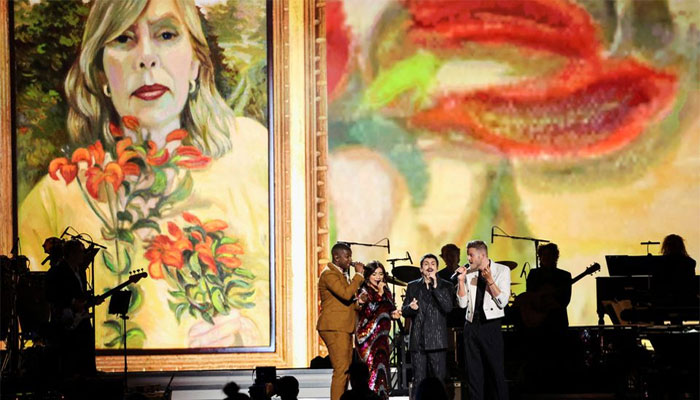 Joni Mitchell honoured at all-star MusiCares tribute