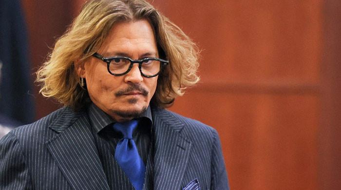 Johnny Depp’s doctor leaks texts in Amber Heard defamation case trial ...