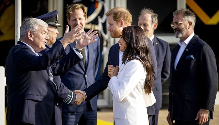 Prince Harry, Meghan Markle looking odd for couple deeply in love, says expert