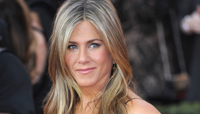 Jennifer Aniston vows to not let Justin Theroux, Brad Pitt use her as ...
