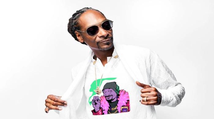 Snoop Dogg reacts after Cristiano Ronaldo sends jersey