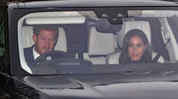 Prince Harry, Meghan Markle taken to Frogmore Cottage in Queen Land Rover