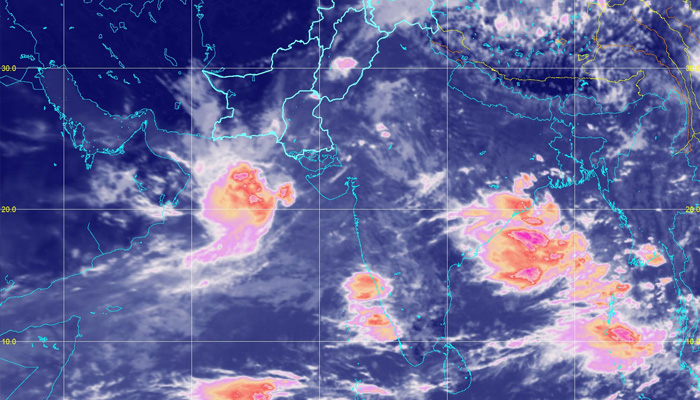 The latest PMD satellite image shows a low-pressure area is present over the Run of Kutch.