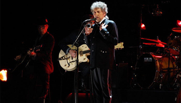 Bob Dylan accuser drops abuse lawsuit