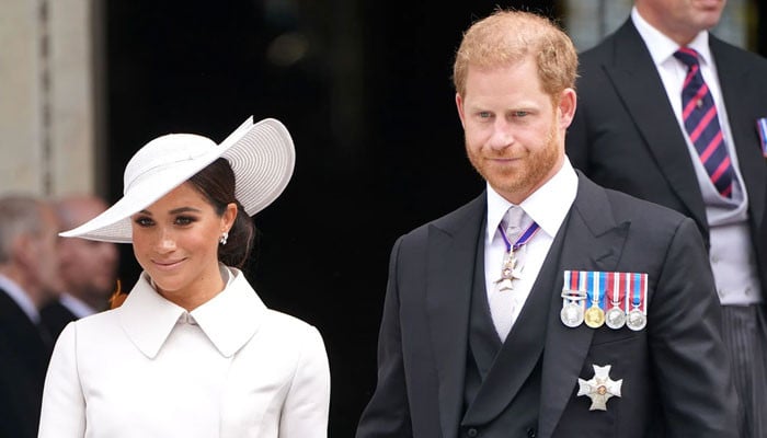 How Meghan Markle aptly 'fakes smile' at royal appearances: Body ...