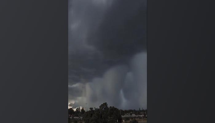 Cloudburst drench Jamshoro city. — Video Screengrab/Twitter/@sherryrehman