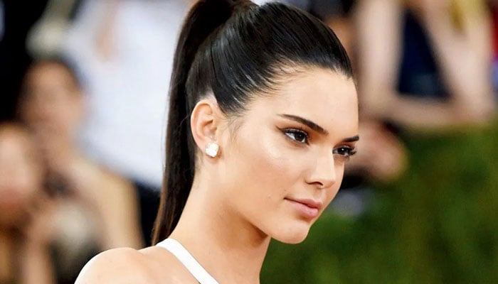 Kendall Jenner reveals how she deals with anxiety before going to bed