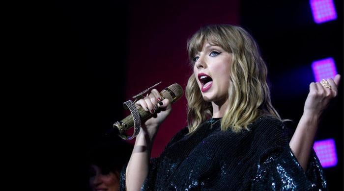 Taylor Swift Turned Down Super Bowl Offer, Won't Headline Til Albums Are  Rerecorded