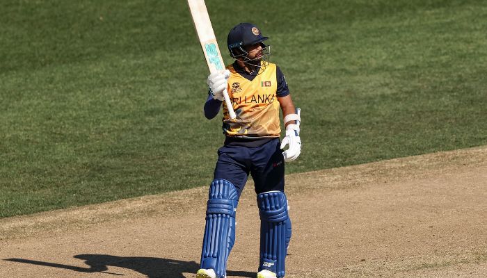 Sri Lanka´s Kusal Mendis celebrates reaching his half century (50 runs) during the ICC mens Twenty20 World Cup 2022 cricket match between Netherlands and Sri Lanka at Kardinia Park in Geelong on October 20, 2022.— AFP