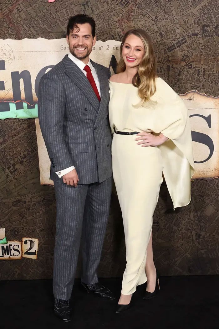 Henry Cavill, girlfriend Natalie Viscuso make red carpet debut at ‘Enola Holmes 2’ premiere