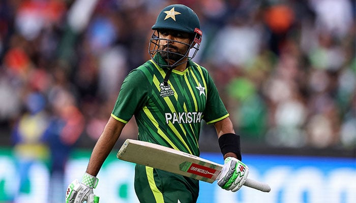 Pakistan´s Babar Azam leaves the field after being dismissed during the ICC men´s Twenty20 World Cup 2022 cricket match between India and Pakistan at Melbourne Cricket Ground (MCG) in Melbourne on October 23, 2022. — AFP