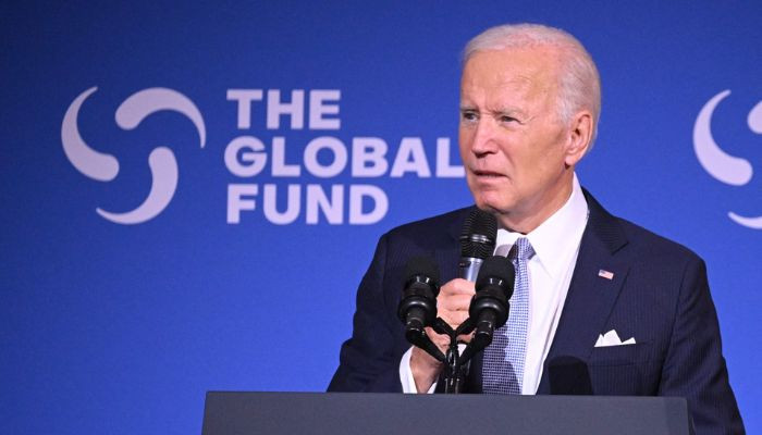 Biden says 'Trump failed America' after ex-president announces run thumbnail