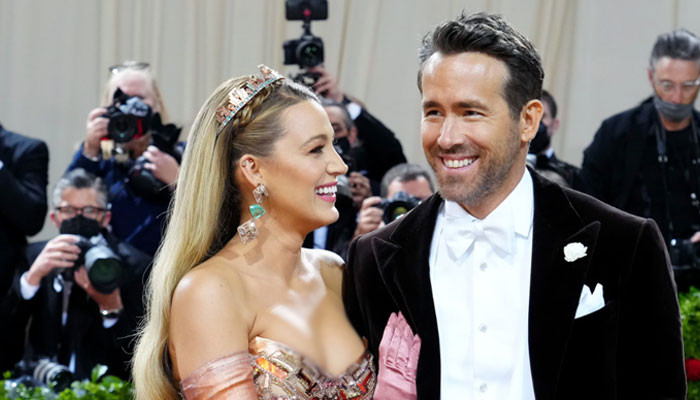 Blake Lively playfully flirts with husband Ryan Reynolds as he shares ...