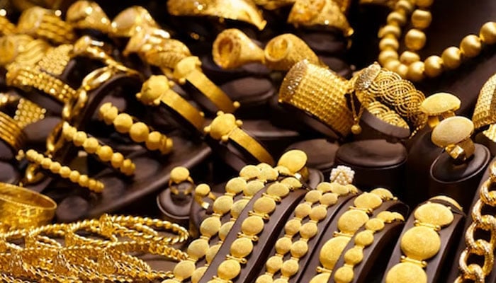 Gold Price Jumps Rs1,550 Per Tola In Pakistan