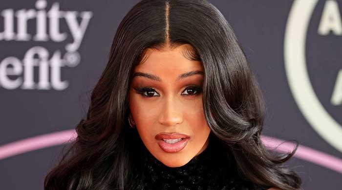 Cardi B Claps Back At Troll Accusing Her Of 'performing In Someone's ...