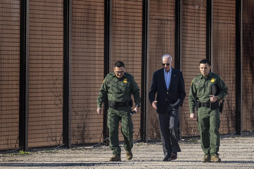 On his way to Mexico Biden made his first trip to the southern US border since taking office.— AFP