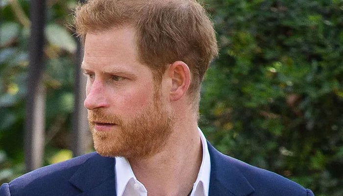 prince-harry-being-iced-out-by-the-elite-imagine-the-conversations