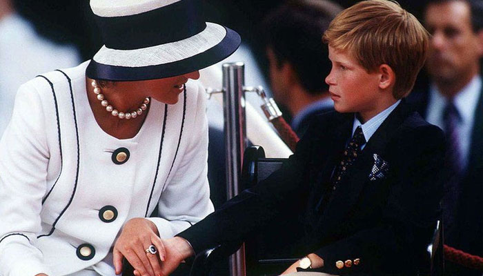 Prince Harry could not squeeze one drop on Princess Dianas death