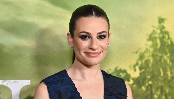 Glee star Lea Michele reacts to the rumour that she cannot read