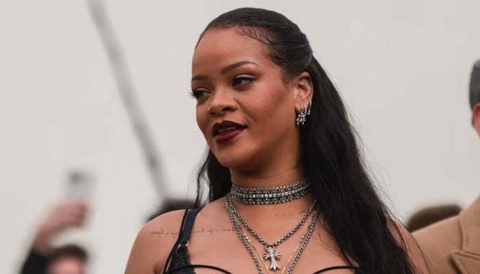 Superbowl Halftime: Rihanna makes grand return to stage