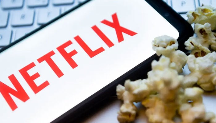 Netflix quietly swings its axe on Surprise Me button