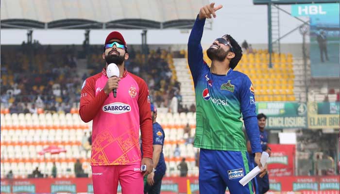 Multan Sultans captain Mohammad Rizwan tosses the coin ahead of match against Islamabad United. — Twitter