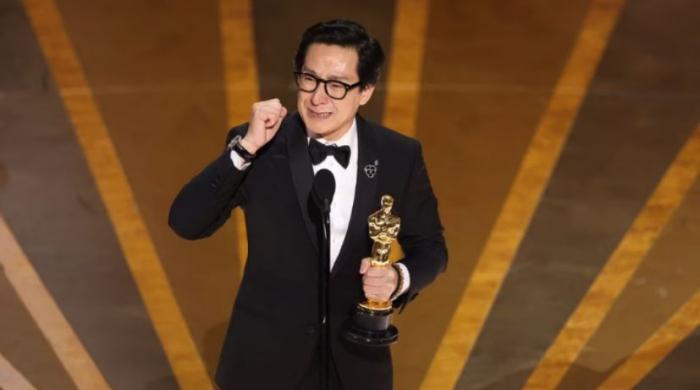 Ke Huy Quan And Jamie Lee Curtis Win Academy Awards