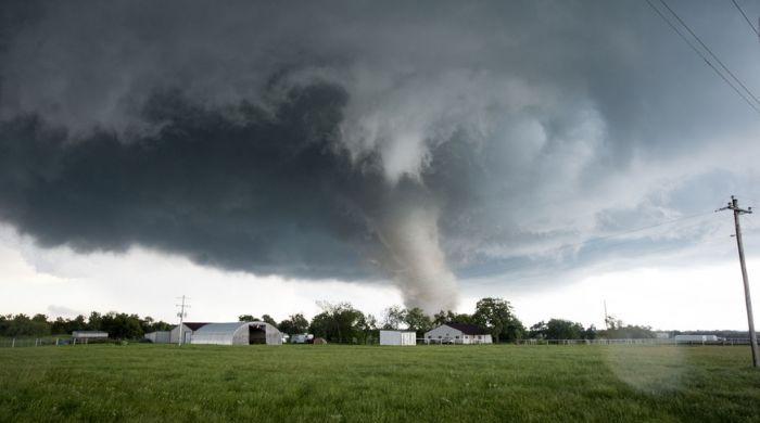 Tornado warning Nashville: Severe thunderstorm warning for Clarksville ...