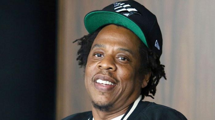 Jay-Z Becomes World's Wealthiest Rapper with $2.5 Billion Net Worth and  Beyoncé Covers Vogue France