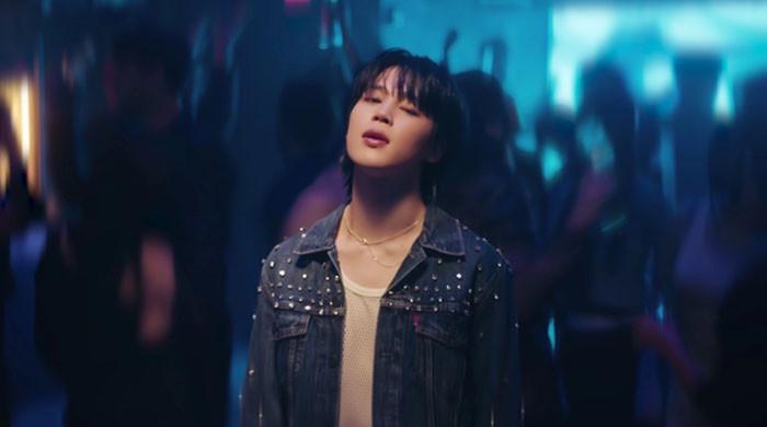 Bts Jimin Sweeps Global Itunes Charts