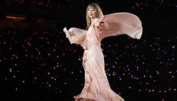 Taylor Swift shares first post after split with Joe Alwyn