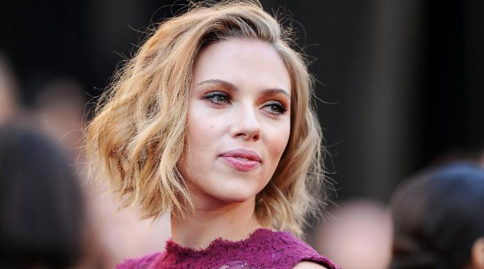 Scarlett Johansson on Why She Doesn't Have Instagram: My Ego Is Too  Fragile