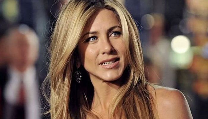 Jennifer Aniston thinks Prince Harry is the worst brother in the entire world