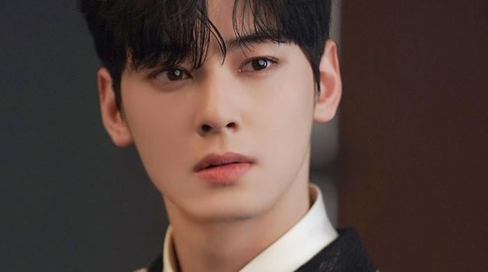 The only owner of true beauty” Fans swoon over ASTRO's Cha Eunwoo