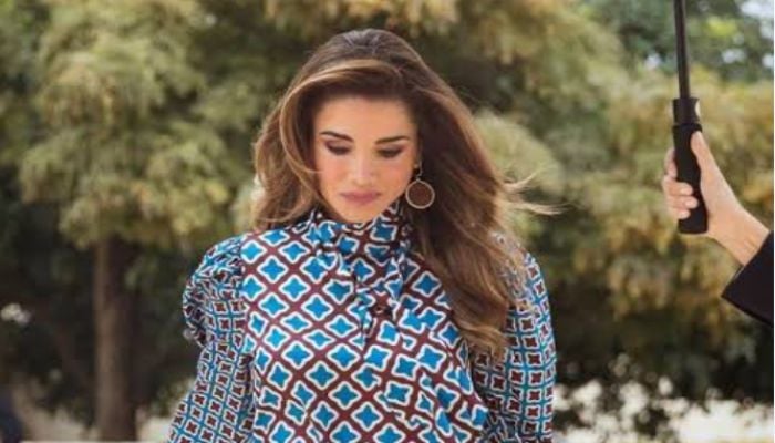 Queen Rania arrives at Buckingham Palace